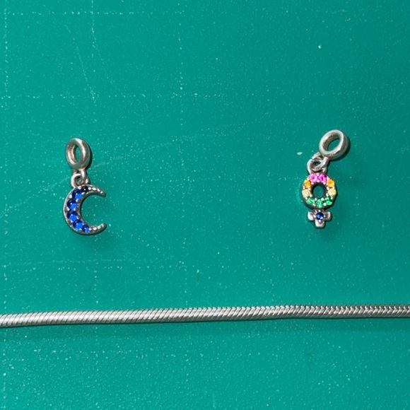 Size 8” Pandora Silver Charm Bracelet with Colorful Charms - Picture 5 of 7